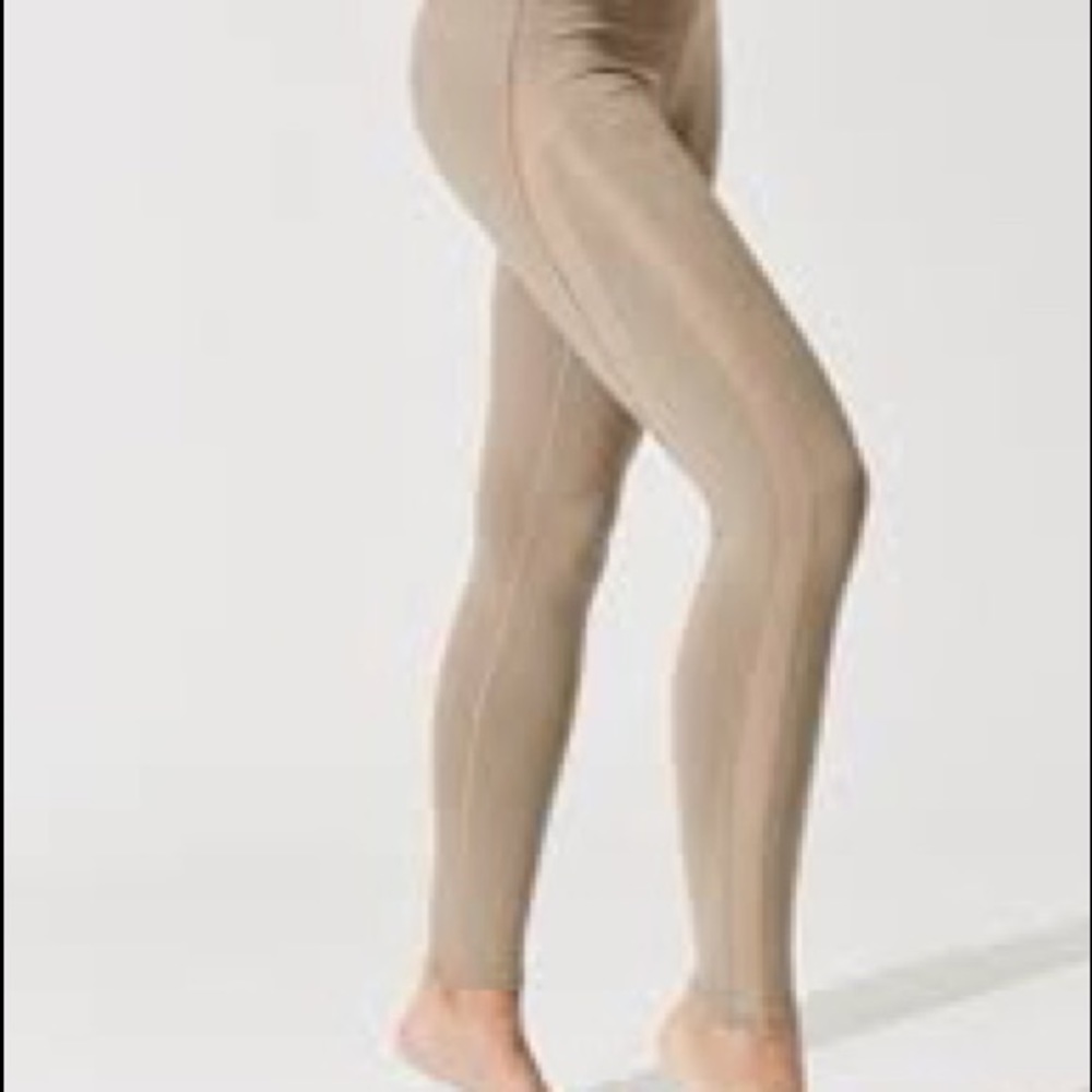 Alo yoga Everlast leggings